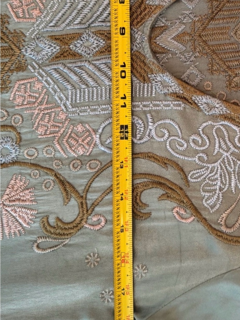 RARE Oversized Johnny Was Sage Embroidered Tunic with Gold and Pale Pink Accents - Picture 4 of 8